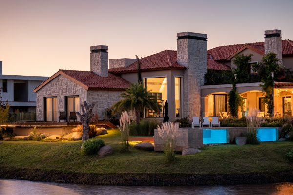 CASA MJL